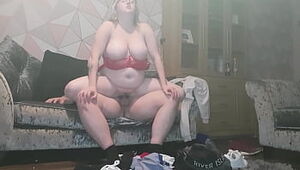 Chunky teen fucks on the top of cam